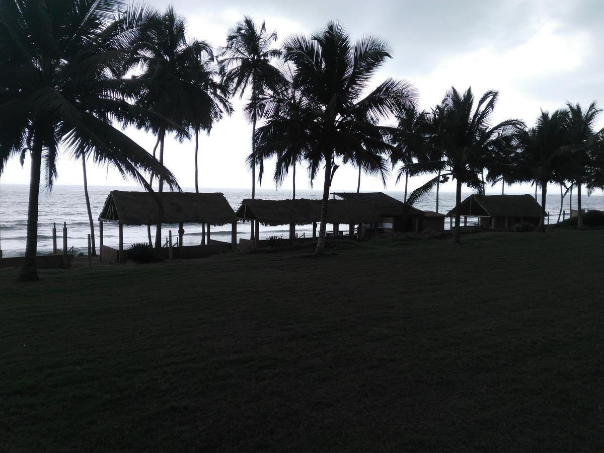 Hotel Sankofa Beach House Kokrobite Exterior foto