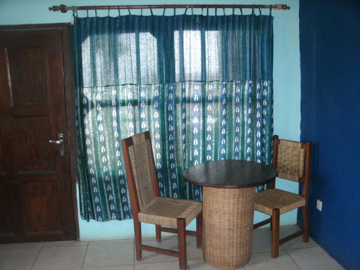 Hotel Sankofa Beach House Kokrobite Exterior foto